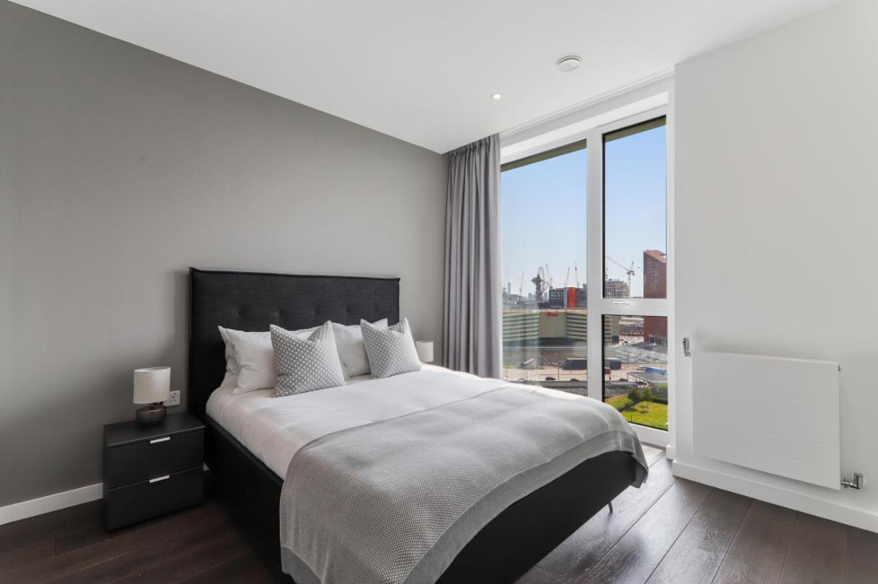 Ellie N Conys 3 Bedroom Apartment With 2 Bathrooms, An Ensuite, Kitchen And Balcony In Stratford Westfield London Exterior photo